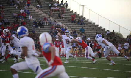 Football: Los Lunas opens with win, Jags fall