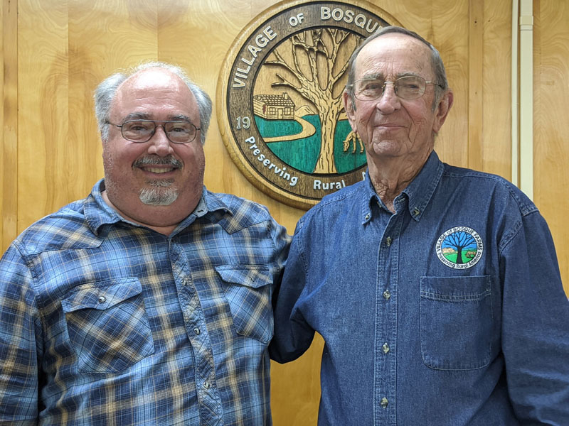 Bosque Farm Mayor Wayne Ake leaves office after 20 years of service