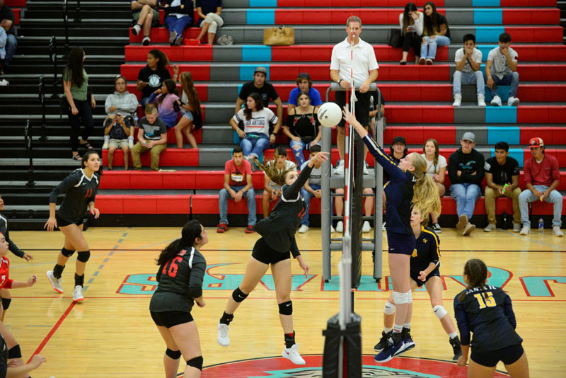 Valencia High volleyball falls to Santa Fe High in straight sets