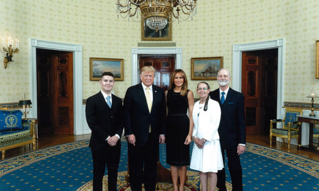 Longs visit White House, President Donald Trump