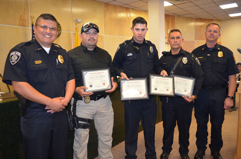 Belen police officers commended for saving two lives