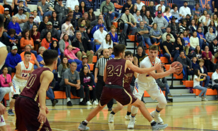 Los Lunas puts in strong first half, decisively beats Belen 59-35