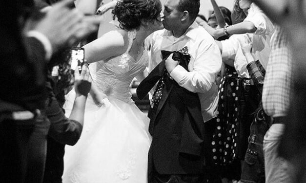 La Marcha de los Novios: A Time-Honored Hispanic Wedding Tradition