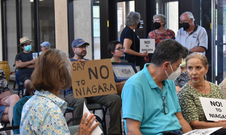 Bosque Farms, Isleta and Peralta leaders rally against proposed Niagara expansion