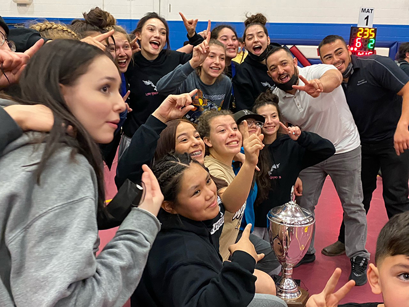 Los Lunas High School grad named top New Mexico girls wrestling coach