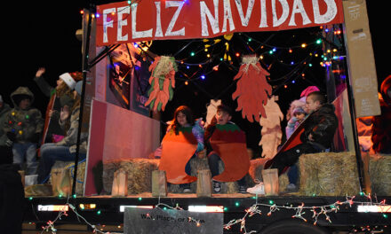 PHOTOS: 2023 Los Lunas Christmas Light Parade
