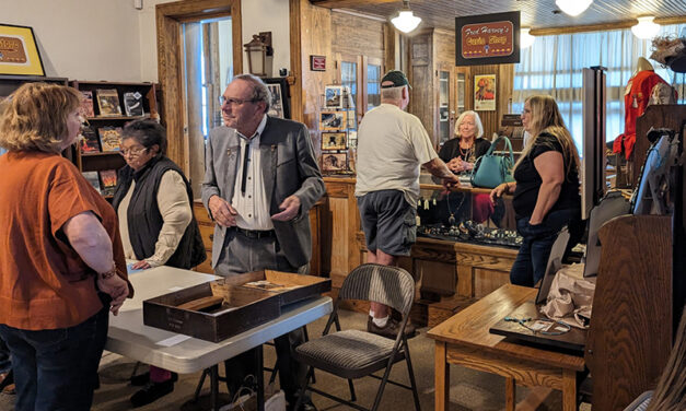VC Historical Society hosts second Antiques Road Show