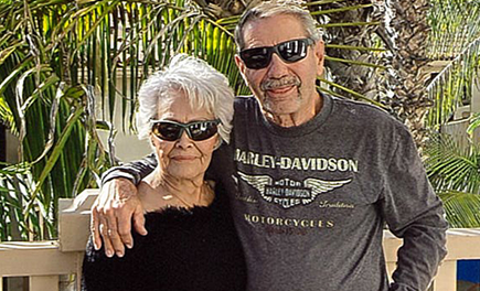 Knightons celebrate 50 years of marriage